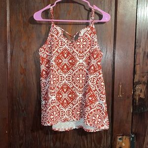 Super Cute Red & White Flowy Tank Top size Small